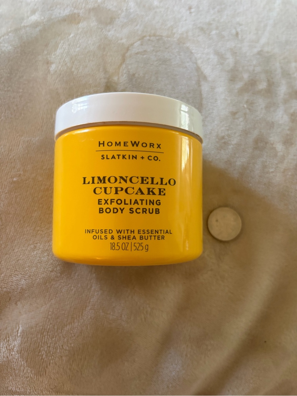 Homeworx - Slatkin + Co. Limoncello Cupcake Exfoliating Body Scrub (18.5 oz)